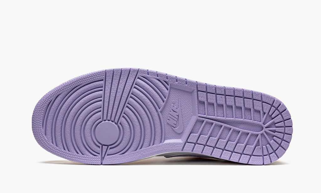 Air Jordan 1 Low SE Arctic Punch Sneakers - Archive Edition