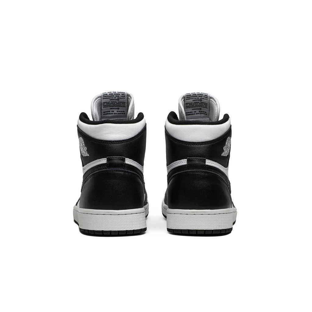 Air Jordan 1 Retro High OG ‘Black/White’ 555088-010 Sneakers - Collector's Ed...