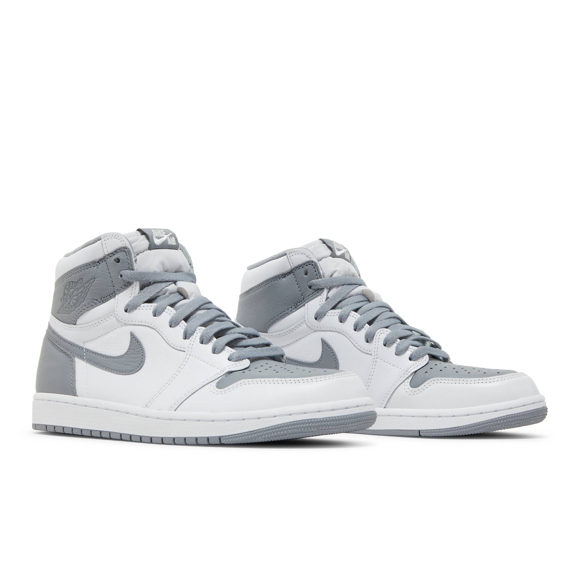 Air Jordan 1 Retro High OG ‘Stealth’ 555088-037 Sneakers - Streetwear Essential