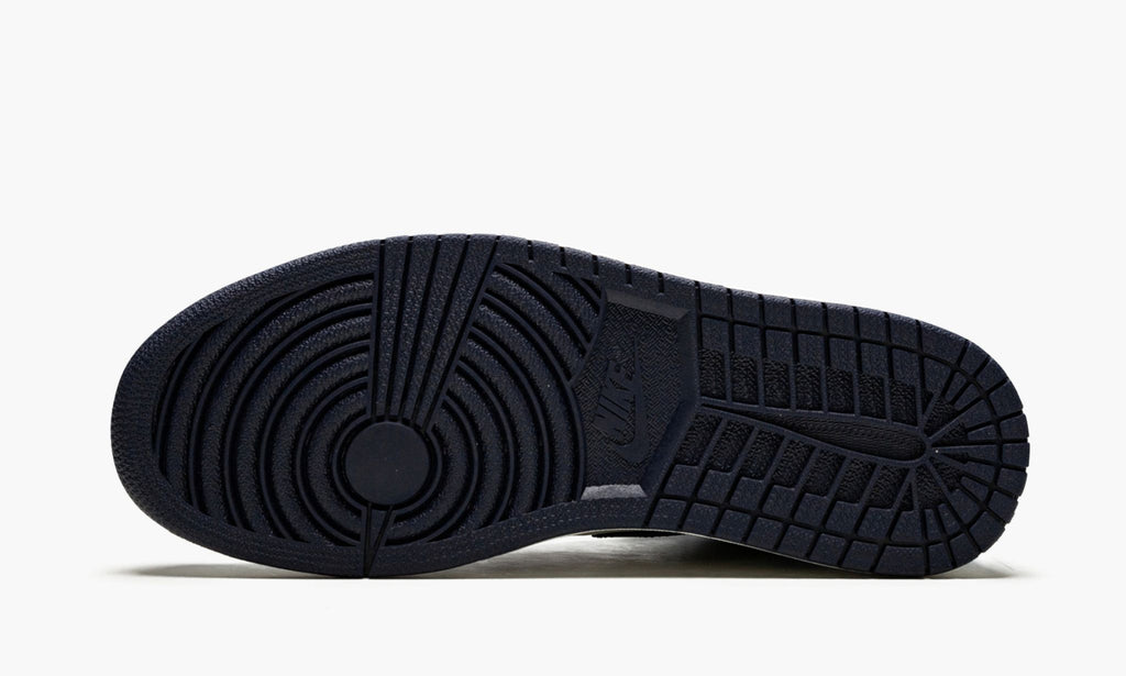Air Jordan 1 Retro High OG Obsidian/University Blue Sneakers - Archive Edition