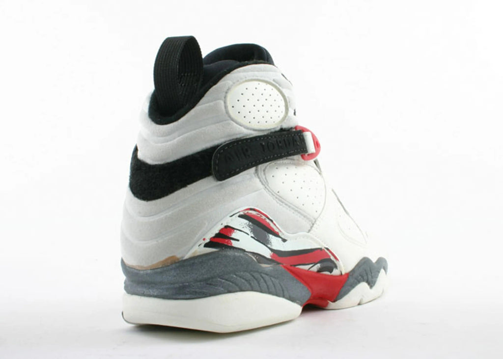 Jordan 8 OG 'Bugs Bunny'